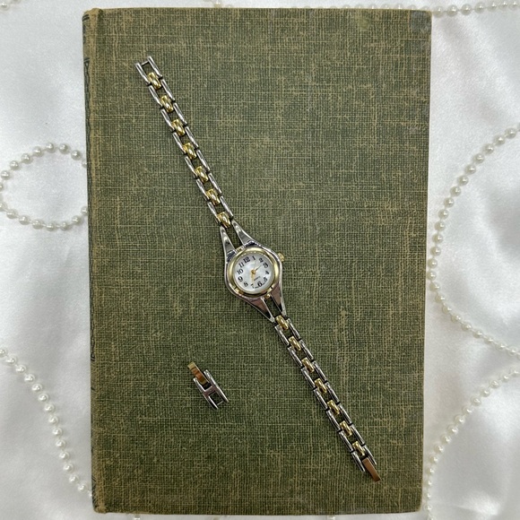 Two-Tone Round Dial Watch with Mother of Pearl Dial - Picture 3 of 6
